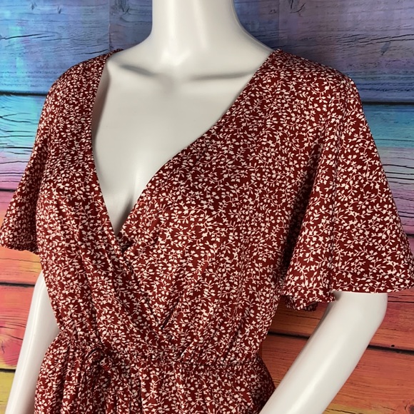 Shein Flutter Sleeve Frill Trim Tiered Wrap Dress - Picture 4 of 8